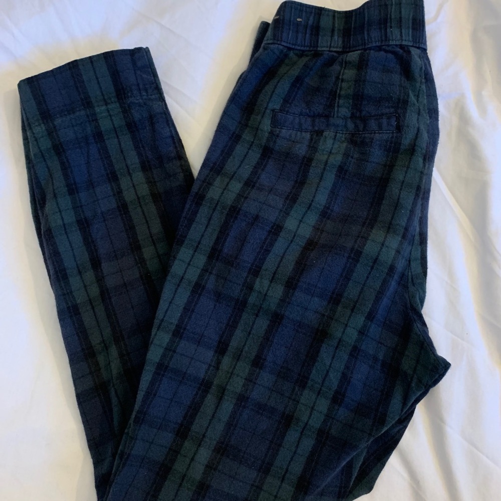 patterned pants